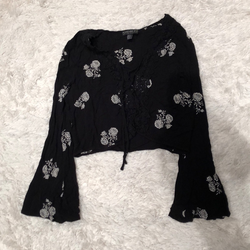 Forever 21 Cropped Long Sleeve Sz 2x